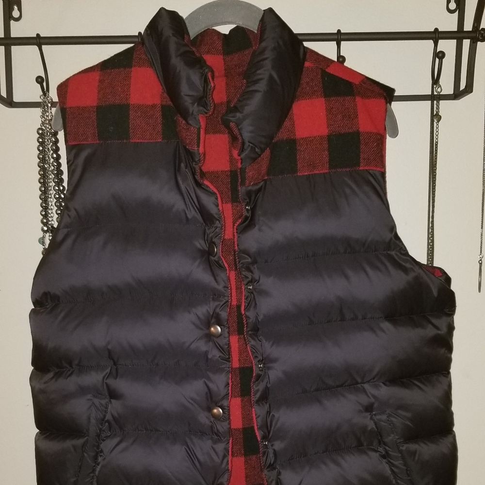 BB Dakota down reversible wool vest
